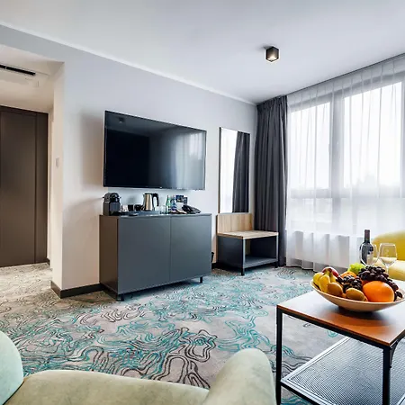 מלון Kyriad Stargard 3*